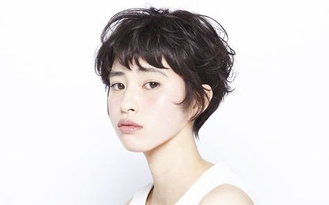 Pixie Japanese Hair, Wavy Short Mullet Women, Pixie Haircut Asian, Pixie Hair Outfits, Japanese Short Haircut, Androgynous Hair, Really Short Hair, Asian Short Hair, Hair Inspiration Short