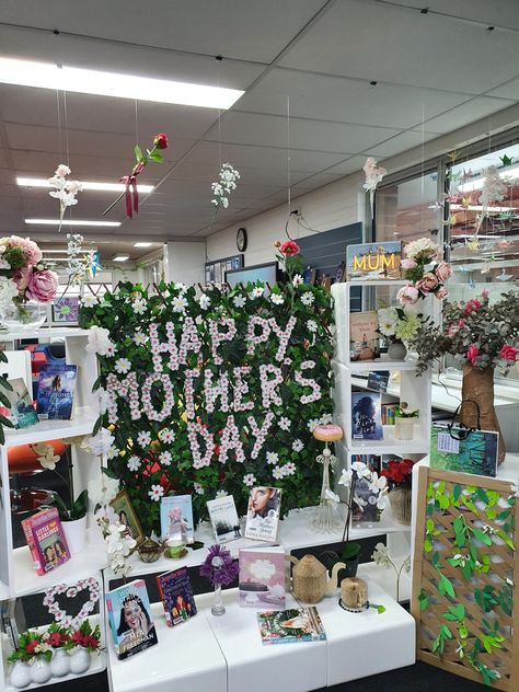 Mothers Day Library Display, Mothers Day Book, Book Displays, Library Display, Library Displays, Day Book, Book Display, Mother’s Day, Mother's Day