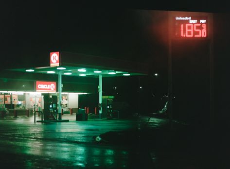 Gas Station Film Photography, Gas Station Cinematic, Night Scene Photography, Night Film Photography 35mm, Film Photography 120mm, Rainy Gas Station, Gas Station Night Aesthetic, Gas Station At Night Aesthetic, People Watching Photography