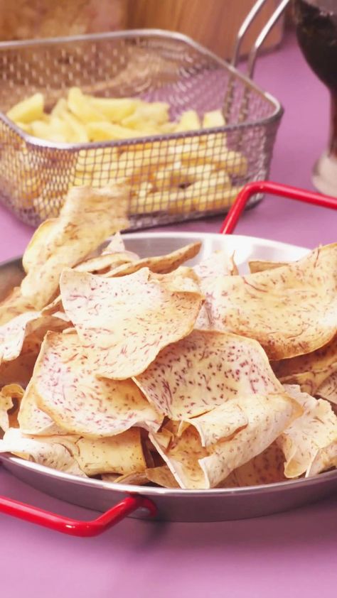 Air-Fried Taro Chips Recipe Taro Chips Recipe, Taro Fries, Taro Chips, Frying Pan Recipes, Salt And Pepper Chips, Fries Recipes, Salad Cream, Vegetable Chips, Air Fry Recipes