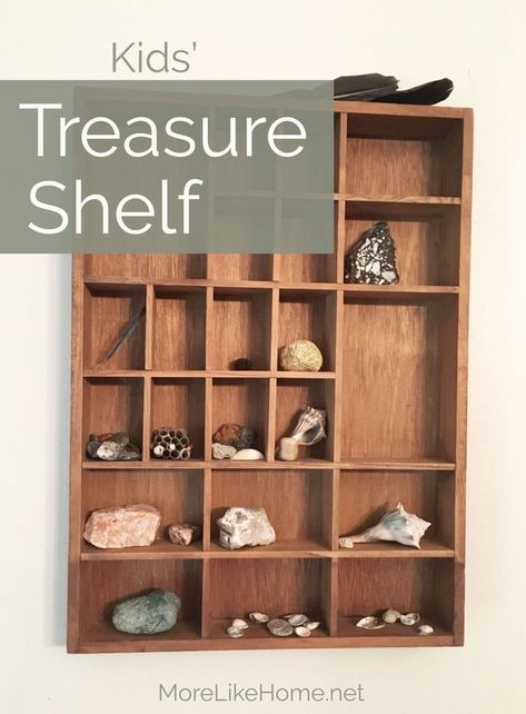 Shelf Collection Display, Knick Knack Shelf Ideas, Vintage Toy Storage, Diy Knick Knack Shelf, Diy Trinket Shelf, Nature Shelf, Rustic Toys, Trinket Shelf, Shadow Box Shelves