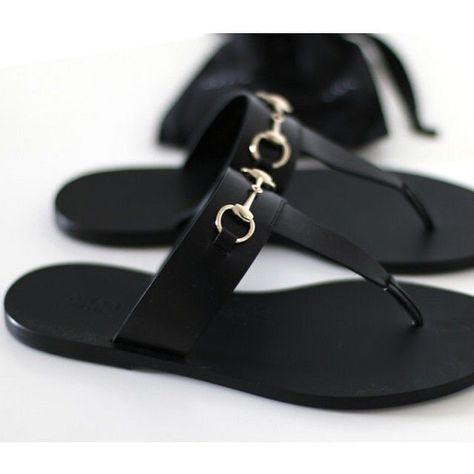 Chappals For Women, Elegant Shoes Heels, Trendy Slippers, Fancy Sandals, Mens Sandals Fashion, Leather Slippers For Men, Women Slippers Fashion, Pretty Sandals, Fashion Shoes Heels