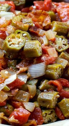 Okra And Tomato Recipe, Gfdf Recipes, Cajun Meals, Frozen Okra, Southern Sides, Okra And Tomatoes, Bbq Potatoes, Okra Recipes, Tomatoes Recipe