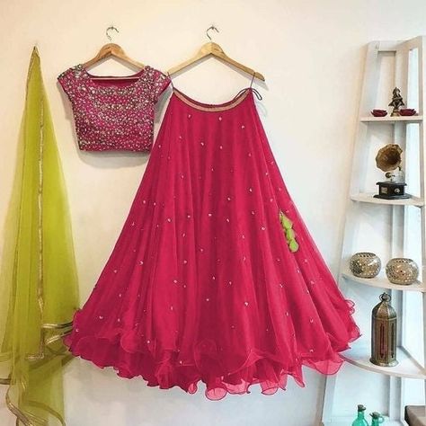 Bridesmaids Lehenga, Flared Lehenga, Bridesmaid Lehenga, Simple Lehenga, Half Saree Lehenga, Stitched Lehenga, Party Wear Lehenga Choli, Lehenga Designs Simple, Parrot Green