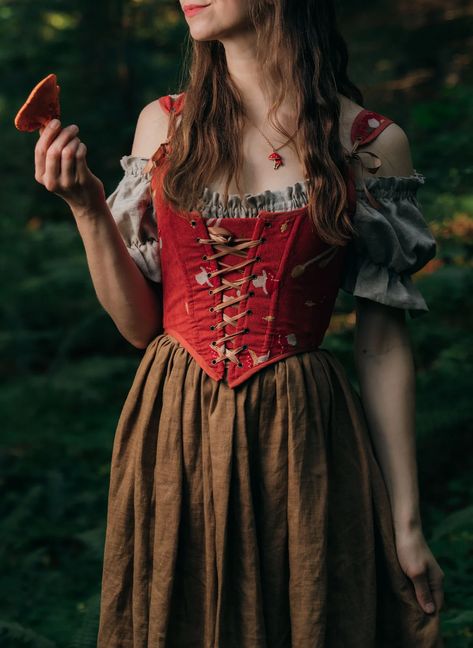 Rennaisance Outfits Winter, Ren Faire Photoshoot, Rennaisance Outfits Women, Medieval Festival Outfit, Medevil Outfits Women, Renn Faire Costume, Renn Faire Outfit, Renfaire Outfit, Renn Faire