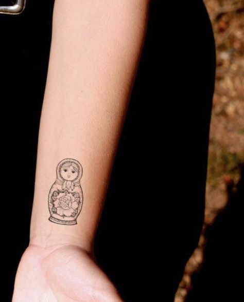 Matroishka Dolls Tattoo, Polish Nesting Doll Tattoo, Matroyska Doll Tattoo, Russian Doll Tattoo Small, Russian Nesting Doll Tattoo, Babushka Tattoo, Traditional Tattoo Arm, Matryoshka Tattoo, Russian Doll Tattoo