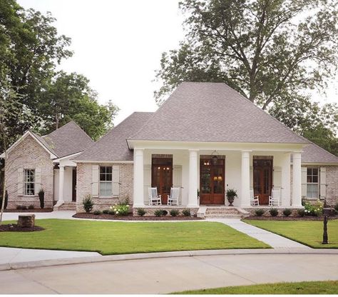 Louisiana Style Homes, Acadian Style Homes Exterior, House Plans Brick, Sw Dover White, Acadian Style Homes, Acadian Homes, Acadian House Plans, Red Brick Exteriors, Colonial House Exteriors