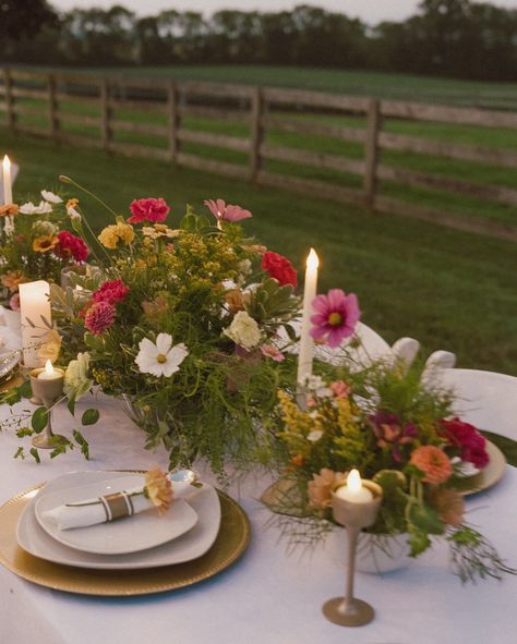 Rehearsal dinner on the farm 🥹 Cowboy Rehearsal Dinner, Colorful Rehearsal Dinner, Rehearsal Dinner Checklist, Garden Rehearsal Dinner, Future Decor, Keys Wedding, Dinner Decoration, Wedding Rehearsal Dinner, Welcome To The Party