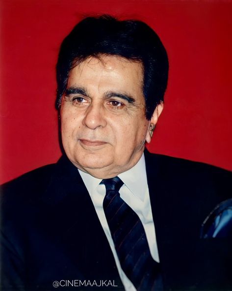 Remembering The #DilipKumar 🌺 (11 Dec 1922 – 7 Jul 2021) #Cinemaajkal Dilip Kumar, Old Film Stars, Play Quiz, Story Titles, Story Writer, Film Stars, Movie Stills, Film Producer, Home Movies