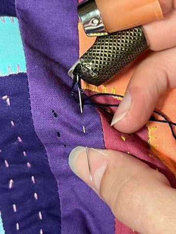 Big Stitch Hand Quilting Tutorial and Tips – Julia Wachs Designs Large Stitch Hand Quilting, Big Stitch Quilting Tutorial, Big Stitch Hand Quilting Patterns, Hand Quilting For Beginners, Big Stitch Hand Quilting, Hand Quilting Technique, Big Stitch Quilting, Hand Quilting Designs, Quilting Methods