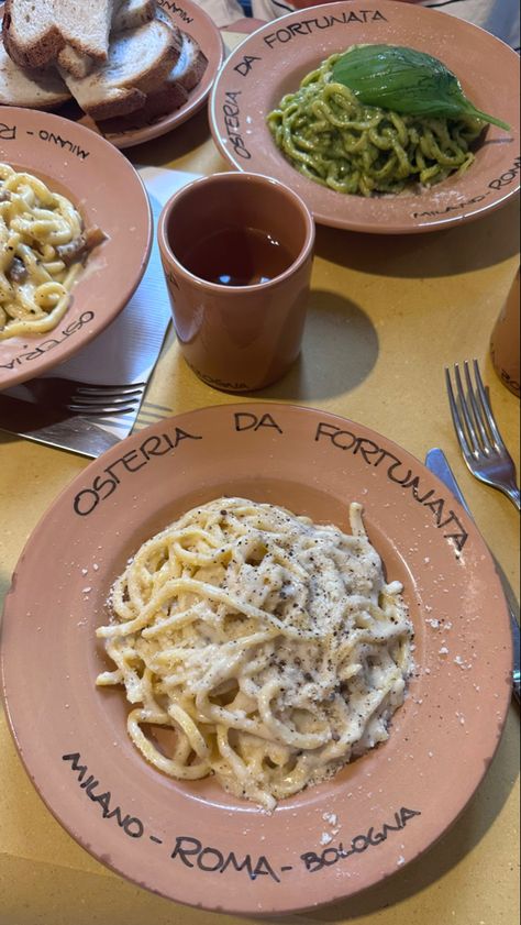 Pasta from famous restaurant Italy Pasta Restaurant, Milan Italy Aesthetic Food, Food From Italy, Milan Restaurant Aesthetic, Life In Milan, Milan Summer Aesthetic, Milan Italy Food, Italy Pasta Aesthetic, Italy Aesthetic Milan