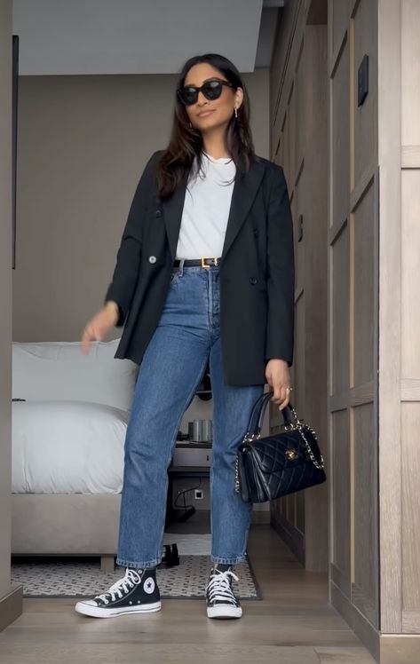 Straight Jeans Outfit, Outfits Nyc, Blazer Outfits Casual, Casual Blazer Women, Office Casual Outfit, Business Casual Outfits For Work, Outfits With Converse, Outfit Jeans, Causual Outfits