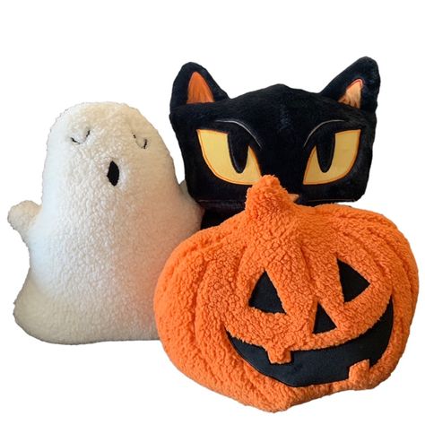 Brand New Toss Pillows Halloween Hyde & Eek Target 2022 Set Of 3 Toss Throw Pillows 1 Ghost Pillow 1 Black Cat Pillow 1 Pumpkin Pillow From A Pet-Free And Smoke-Free Home Harvest Pillows, Black Cat Pillow, Target Halloween, Ghost Pillow, Pumpkin Pillow, Target Holiday, Halloween Throw Pillow, Orange Throw Pillows, Toss Pillow