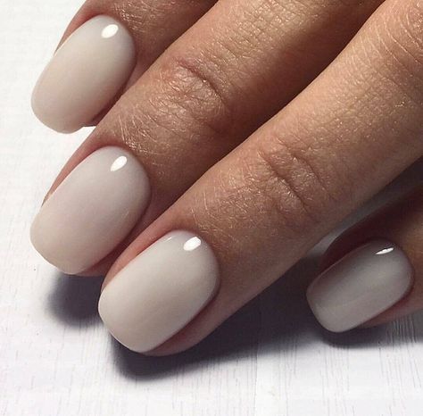 Short nails Milky Nails, Nude Nail Polish, Her Nails, Nails Polish, Neutral Nails, Gay Art, Nail Polish Colors, Nude Nails, Nail Trends