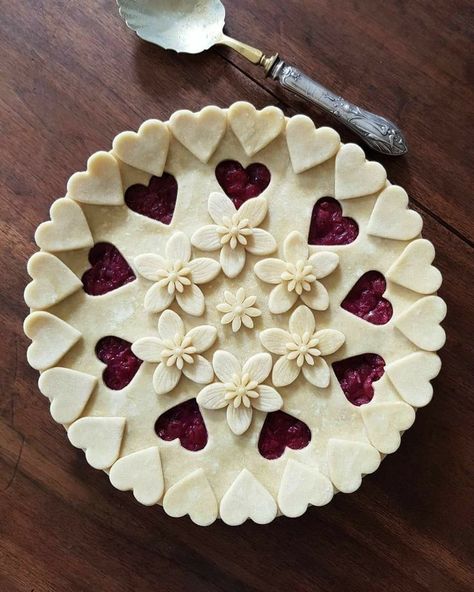 Pretty Pie Crust, Fancy Pie Crust, Cookie Pies, Pie Crust Art, Beautiful Pie Crusts, Creative Pies, Decorative Pie Crust, Baking Pie, Pie Art