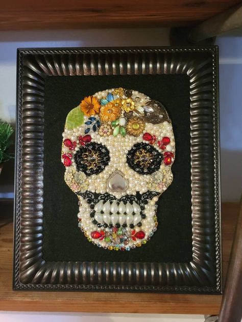 Custom, made to order, one of a kind art from vintage jewelery. Prices vary based on size and number of jewels. Please contact the shop for estimates.  **Sugar skull has been sold and is an example ONLY of a custom order** For best estimates, please include the following information in your message: - Desired size (5x7, 8x10, etc) - Desired image (tree, sugar skull, horse, etc) - Desired color scheme, if any - Any additional information you believe will help achieve the most unique art to fit yo Old Jewelry Repurposed Christmas Ornaments, Halloween Jewelry Art, Sugar Skull Jewelry Diy, Broken Jewelry Crafts, Bead Art Projects, Heirloom Crafts, Costume Jewelry Art, Beaded Artwork, Button Art Projects