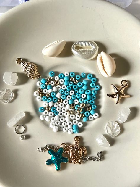 Beautiful blue and white beads, mama Mia inspired jewelry, ocean/beach jewelry, summery charms Mama Mia Jewelry, Jewelry Ocean, Urban Jewelry, Mama Mia, Handmade Beaded Jewelry, Inspired Jewelry, White Beads, Ocean Beach, Beach Jewelry