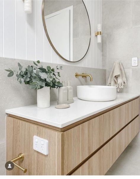 Master Ensuite, Bad Inspiration, Ensuite Bathroom, Bathroom Inspiration Decor, Upstairs Bathrooms, Main Bathroom, Minimalist Bathroom, Bathroom Renos, Laundry In Bathroom