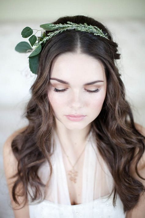 fresh green leafy wedding crown ideas 2015 Gorgeous Wedding Makeup, Folk Wedding, Wedding Hairstyles And Makeup, Wedding Greenery, Romantic Wedding Hair, Romantic Hairstyles, Crown Wedding, Bridal Musings, Hair Down