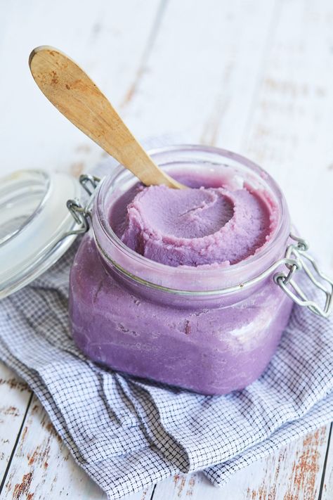 Ube Halaya Recipe, Ube Jam, Ube Halaya, Ube Recipes, Bigger Bolder Baking, Baking Cookbooks, Purple Food, Filipino Desserts, Jam Recipe