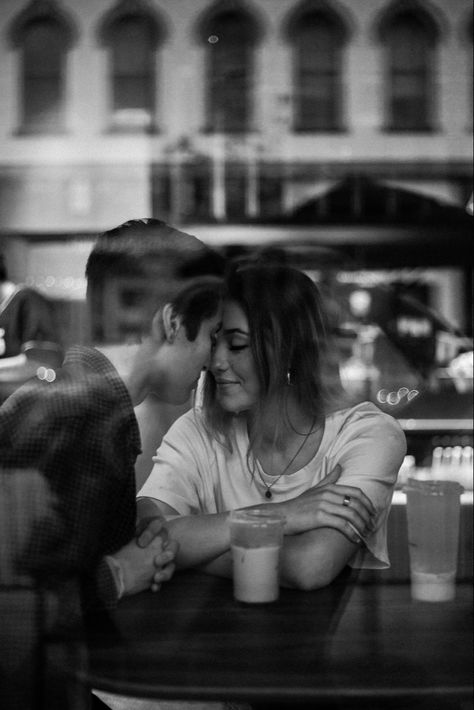 Bakery Couple Aesthetic, Couple In Cafe Photography, Cafe Couple Pictures, Couple Through Window, Starbucks Couple Photo Ideas, Coffee Shop Couple Aesthetic, Engagement Pictures Coffee Shop, Coffee Shop Prewedding, Coffeeshop Photoshoot Couple