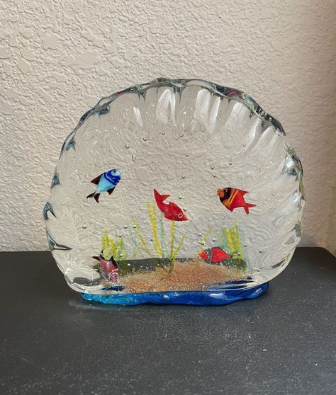 "Unique and colorful fish aquarium Murano glass Venezia made in Italy. It has 5 color fish swimming around. Very heavy. Light scuff wear on sides. No chips or cracks. 7\" x 2\" almost 6\" tall" Fish In Room Aesthetic, Funky Fish Tank, Ceramic Fish Tank Decor, Aquarium Plushies, 2000s Aquarium, Ocean Room Decor, Aquarium Light, Aesthetic Glass, Glass Aquarium