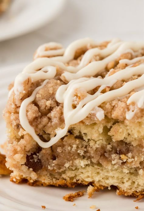 Bisquick Velvet Crumb Coffee Cake, Bisquick Sour Cream Coffee Cake, Coffee Cake Made With Bisquick, Coffee Cake Bisquick Recipe, Bisquick Crumb Cake Recipe, Bisquick Coffee Cake Recipes Easy, Bisquick Cinnamon Coffee Cake, Bisquick Apple Coffee Cake, Coffee Cake Streusel Topping