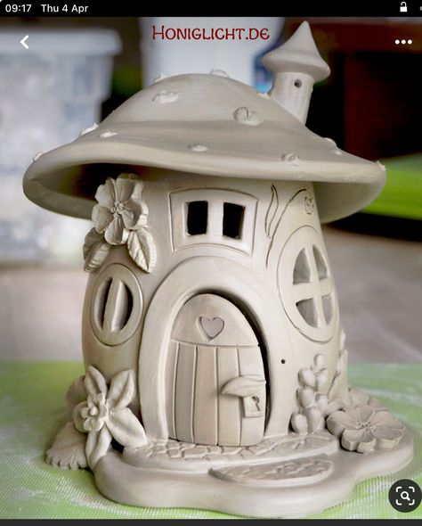 Ceramic Gnome House, Fairy Clay Houses, Ceramic Fairy House Ideas, Clay Bird Houses, Ceramic Bird Houses, Clay Toadstools, Summer Pottery, Ceramic Fairy House, Clay Fairy