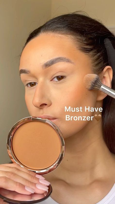 hanstluce on Instagram: UNMATCHED… You need this bronzer this summer 😍✨ @esteelauderuk Bronze Goddess Powder Bronzer 🤎 The formula, longevity, colour… EVERYTHING… Best Powder Bronzer, Popular Bronzer, Hola Bronzer, One Size Bronzer, Estee Lauder Double Wear Foundation, Shimmer Bronzer, Nars Foundation, Bronze Makeup Look, Mac Foundation