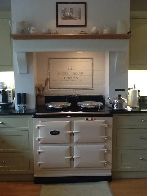 Aga cooker with extractor hood supported by plain corbels. You can buy similar cooker hood corbels online at www.buycarvings.co.uk Country Oven Hoods, Aga Oven Range Cooker, Kitchens With Aga Cookers, Cream Aga Kitchen Ideas, Aga Stove Kitchen, Kitchen Ideas Cream, Kitchen With Range Cooker, Cream Stove, Hood Corbels