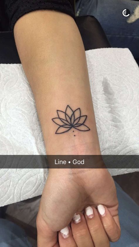 Cute Lotus Tattoo, Tiny Lotus Tattoos For Women, Lotus Flower Tattoo Small Simple, Lotus Tiny Tattoo, Lotus Flower Tiny Tattoo, Tattoo Designs Sleeve, Tattoo Line, Ankle Tattoo Designs, Small Shoulder Tattoos