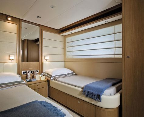 Yatch Interiors, Yacht Architecture, Yacht Bedding, Boat Beds, Types Of Houses Styles, Yacht Decor, Boat Bed, Luxury Yacht Interior, Yacht Luxury