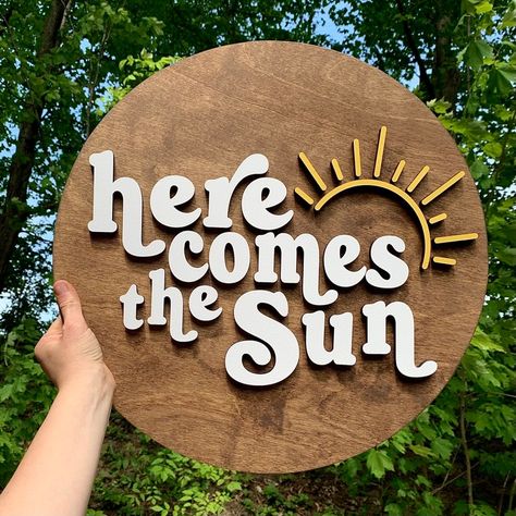 Cute Nursery, Laser Cut Wood Crafts, Laser Engraved Ideas, Diy Wooden Projects, Laser Art, Wooden Cutouts, Here Comes The Sun, Wooden Projects, Nursery Signs