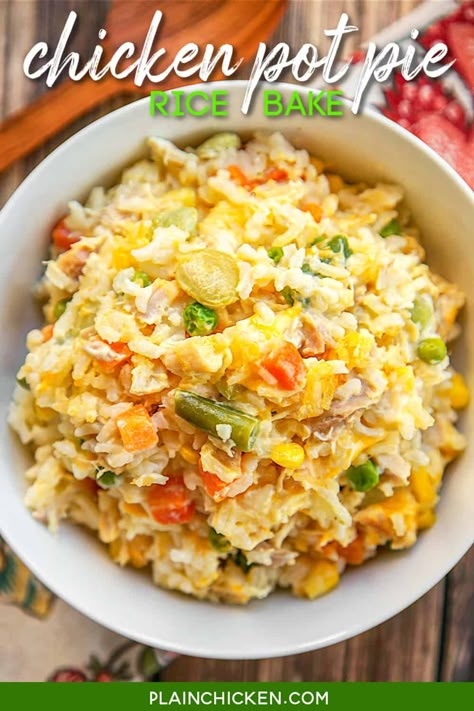 Chicken Pot Pie Rice Bake - chicken, mixed vegetables, cheddar, cream of chicken, sour cream and rice. Ready in 30 minutes! A whole meal in one pan. No need for extra sides!! We love to serve this with some buttermilk biscuits to complete the meal. Everyone loves this easy casserole dish! #casserole #rotisseriechicken #freezermeal #chicken Chicken Mixed Vegetables, Veggie Casserole Recipes, Mixed Vegetable Casserole, Chicken And Vegetable Casserole, Chicken Sour Cream, Easy Casserole Dishes, Vegetable Casserole Recipes, Gerd Diet, Rice Bake