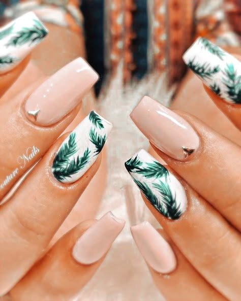 Rainforest Nails Design, Palm Leaf Nail Art, Palm Frond Nails, Bali Nails Design, Cancun Nails Vacations, Palm Leaf Nails, Hawaii Inspired Nails, Hawaii Nails Ideas, Sqaure Nails