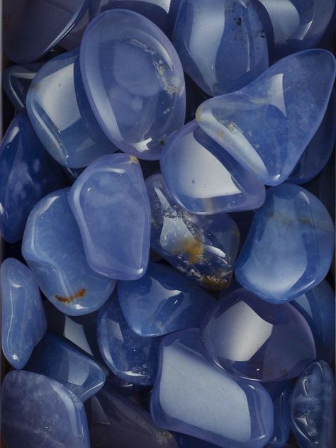 Pictures Of Rocks, Pretty Crystals, Crystal Aesthetic, Light Blue Aesthetic, Chalcedony Stone, Pretty Rocks, Cool Rocks, Gems And Crystals, Gems Crystals