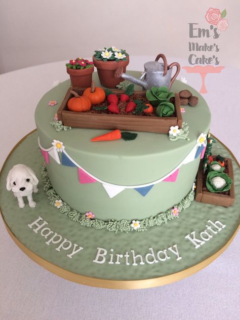 Garden Theme Cake For Mom, Leavers Cake, Veg Cake, Mam Birthday, Garden Theme Cake, Garden Birthday Cake, Garden Cake, Dad Birthday Cakes, Veg Patch