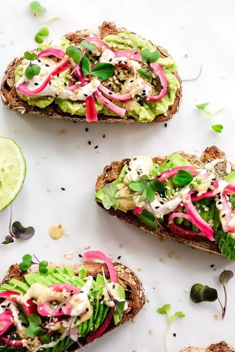 Fancy Avocado Toast Lime Pickled Onions Dijon Fancy Avocado Toast, Low Carb Vegan Breakfast, Fancy Toast, Avocado Dessert, Avocado Toast Recipe, Toast Toppings, 140 Pounds, Pickled Onions, Avocado Recipes