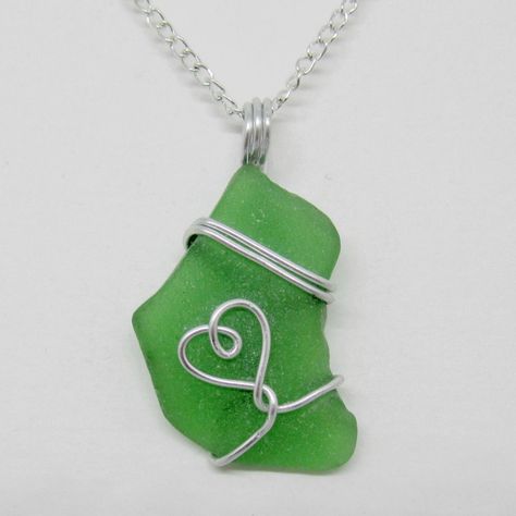 Sea Glass Jewelry Diy, Sea Glass Crafts Jewellery, Heart Stone Necklace, Beach Glass Necklace, Wire Wrapping Diy, Sea Glass Colors, Wire Wrapped Jewelry Diy, Crafter Gift, Sea Glass Crafts