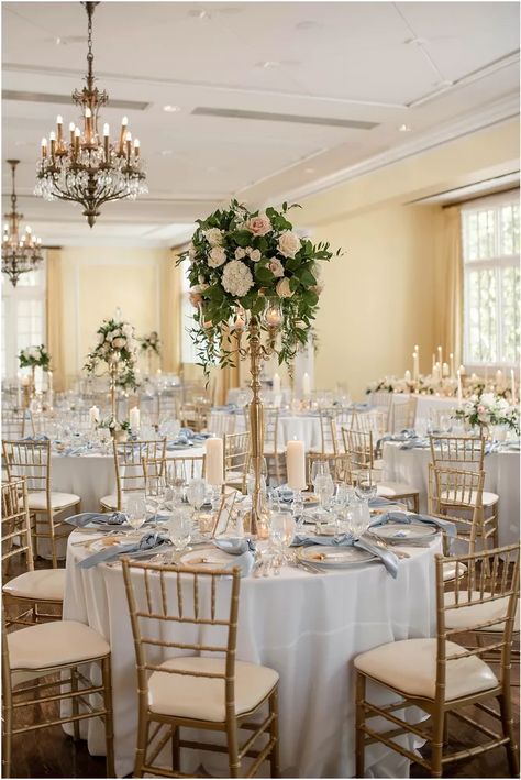 Country Club Fall Wedding, Country Club Wedding Reception, Danielle Harris, Dinner Party Table Settings, Ohio Wedding Venues, Hydrangea Colors, Dinner Party Table, Party Table Settings, Indianapolis Wedding