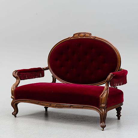 A rococo-style sofa from the late 1800's, deep red upholstery. Antique European furniture. 1800s Furniture, 1800 Furniture, French Empire Furniture, Auction Themes, Rococo Revival, Magical School, Empire Furniture, Regency Furniture, French Empire