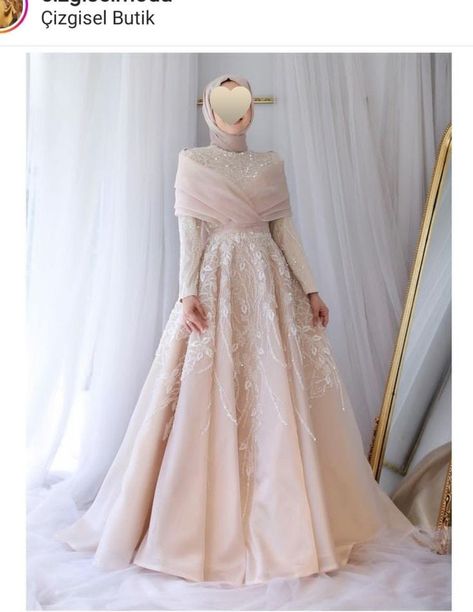 Muslim Prom Dress, Bridal Hijab Styles, Simple Long Dress, Muslimah Wedding Dress, Party Wear Gowns, Muslim Evening Dresses, Bride Dress Simple, Desi Wedding Dresses, Pretty Quinceanera Dresses