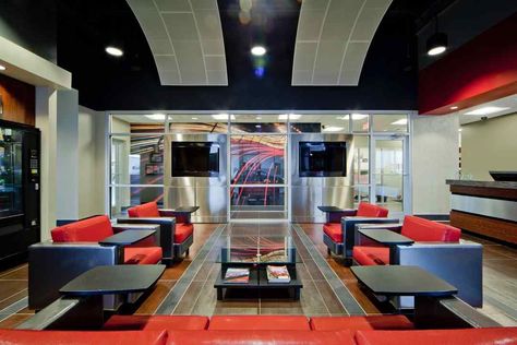 Shop Office Ideas, Waiting Room Ideas, Waiting Room Design, Office Waiting Rooms, Corkboard Ideas Decor, Wheel Repair, Automotive Repair Shop, Car Repair Service, Auto Repair Shop