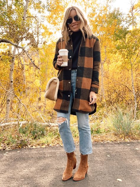 Shacket Outfit Women, Shacket Outfit, Fall Trend, Perfect Fall Outfit, Plaid Shacket, Plaid Outfits, Plaid Coat, Over 50 Womens Fashion, Outfit Inspo Fall