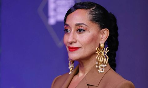 Tracee Ellis Ross Hairstyles, Beauty And The Beat, Womens Black Booties, Tracee Ellis Ross, The Girlfriends, Hair Transformation, Best Fashion, New Video, Star Fashion