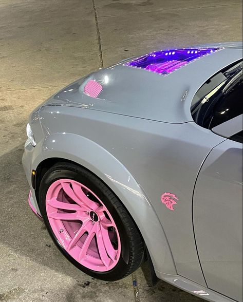 Dodge Charger Hellcat Girly, Grey And Pink Hellcat, Pink Dodge Charger, Baddie Cars, Dodge Srt, Dream Cars Mercedes, Grey Car, Pimped Out Cars, Girly Car