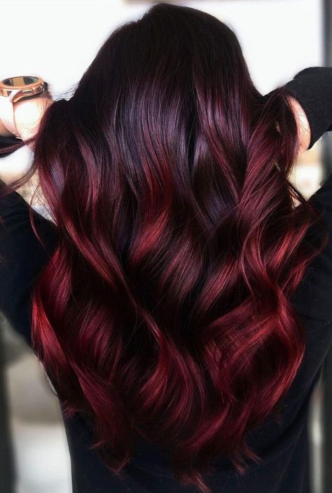 17 Amazing Burgundy Hair Color to Make an Attractive Hair Wine Hair Color Balayage, Red Wine Hair Color, Red Wine Hair, Pelo Color Borgoña, Pelo Color Vino, Black Cherry Hair Color, Black Cherry Hair, Deep Red Hair, Red Balayage Hair