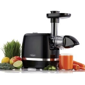 Juicing Just Got Easier and More Affordable Than Ever! Omega's H3000D Horizontal Cold Press 365 Slow Juicer is perfect for juicing fruits, vegetables and leafy greens! Because the auger juices at a slower 90-110 RPM, the essential vitamins, enzymes and nutrients of the produce are preserved. This slow juicer ensures minimal oxidation, heat build up, foaming and clogging! Slow, masticating juicing also produces a higher juice yield compared to centrifugal juicers, in addition to an amazing ... Omega Juicer, Best Masticating Juicer, Centrifugal Juicer, Slow Juicer, Juice Maker, Best Juicer, Cold Press Juicer, Juicer Machine, Fruit Juicer