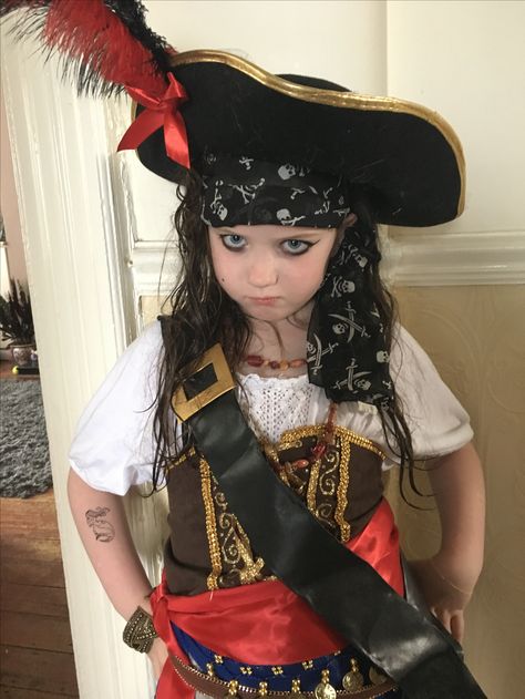 Pirate Makeup Kids, Girl Pirate Makeup, Gasparilla Parade, Pirate Makeup, Girl Pirate, Pirate Costume Diy, Girl Pirates, Girl Kid, Homemade Diy