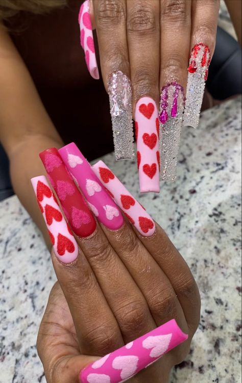 Heart Lollipop Nails, Cardi Nails, Lollipop Nails, Fuzzy Nails, Extendo Nails, Xl Nails, Nail Videos, Heart Nails, Fire Nails